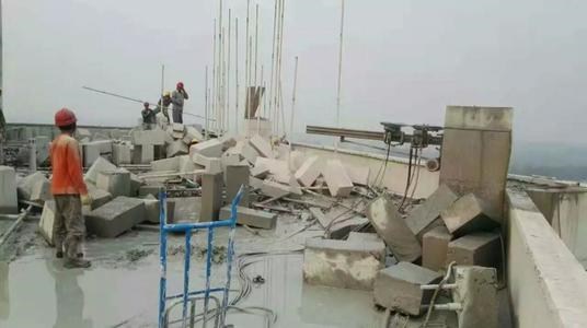 繩鋸切割的原理